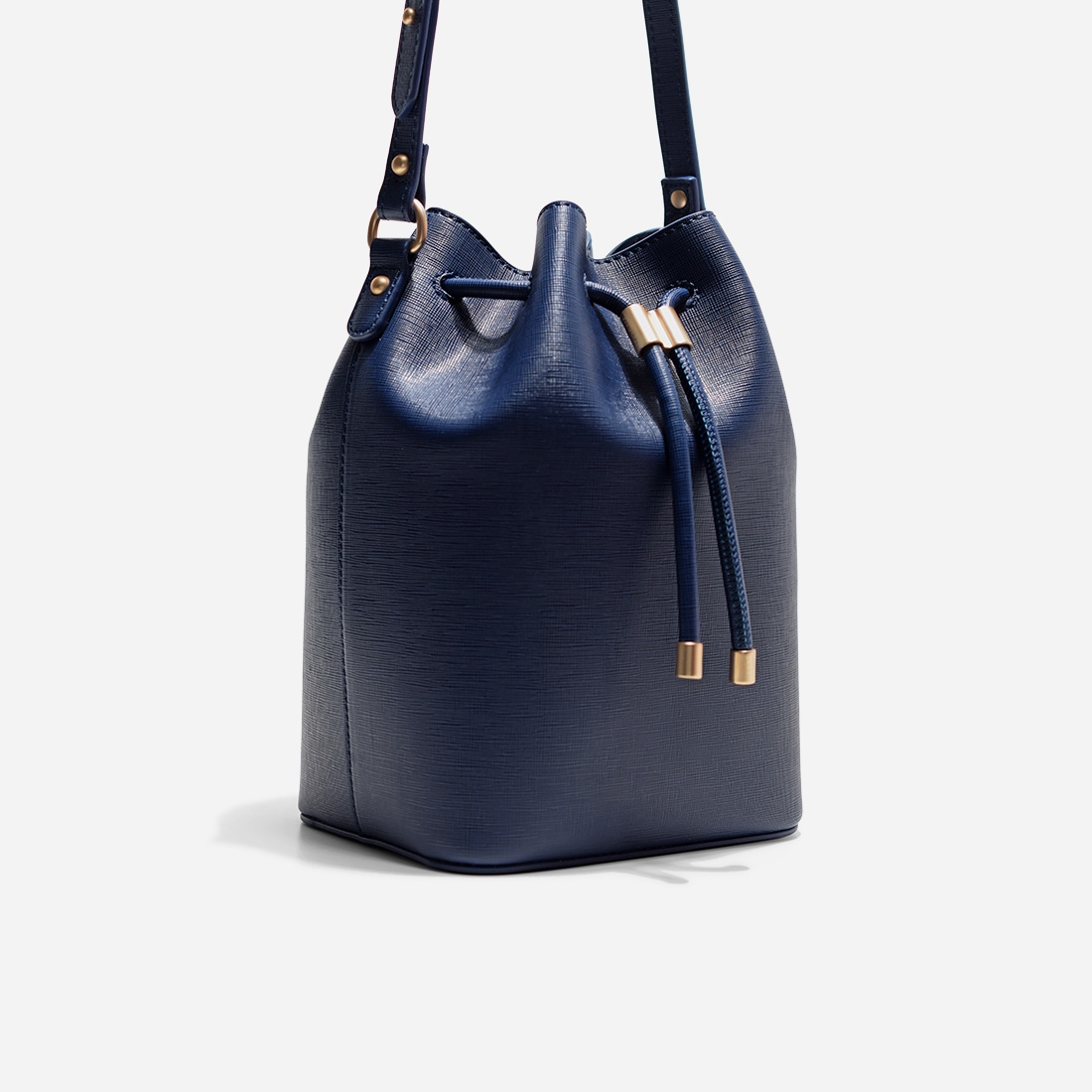 Shop Online CASSIDY NAVY BLUE BUCKET BAG - Kedai Matdespatch